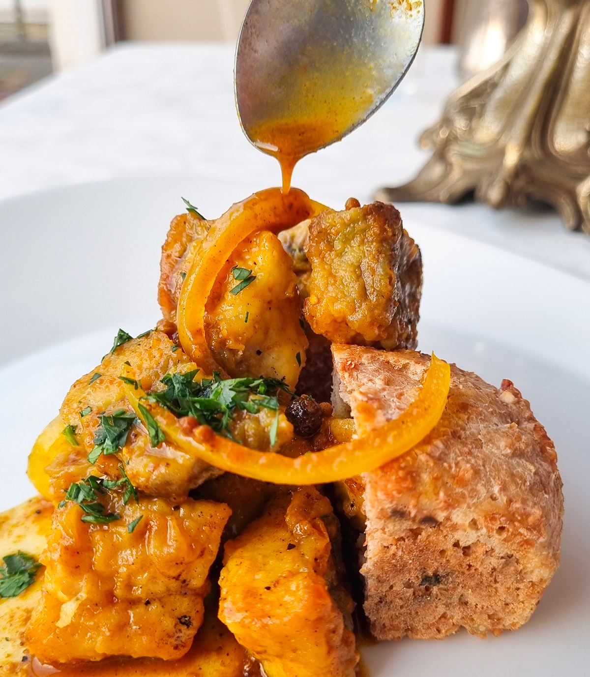 marinated-fish-with-seed-bread-and-green-salad-barilla-foundation